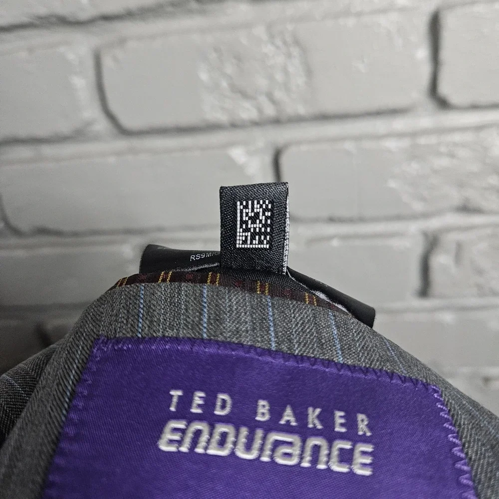 Ted Baker Endurance Suit Blazer Jacket‎ Mens 46R Gray Wool Pinstripe